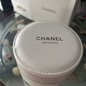 Chanel White Round Jewelry Case